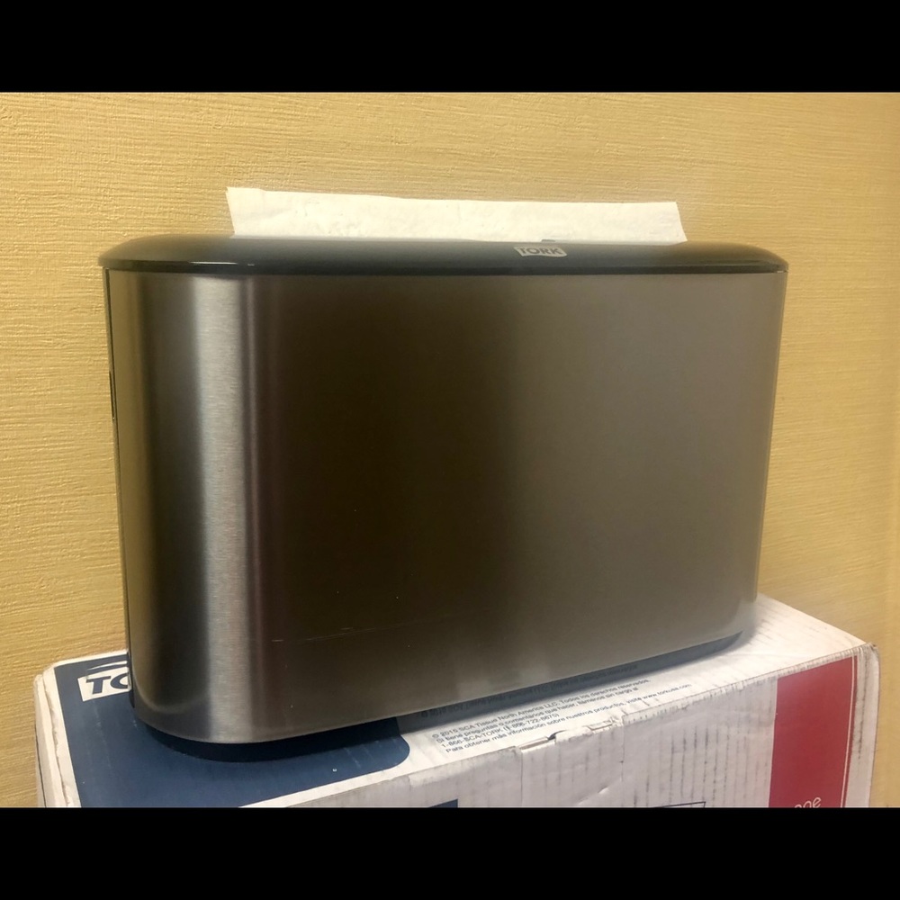 Tork Countertop Multifold Hand Towel Dispenser